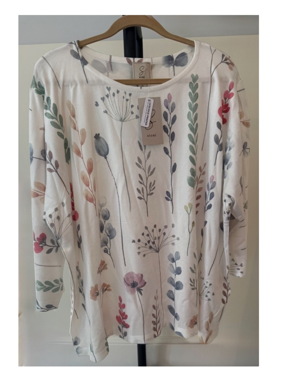 Sioni nwt size 3x Floral Top with Multicolor Botanical Print